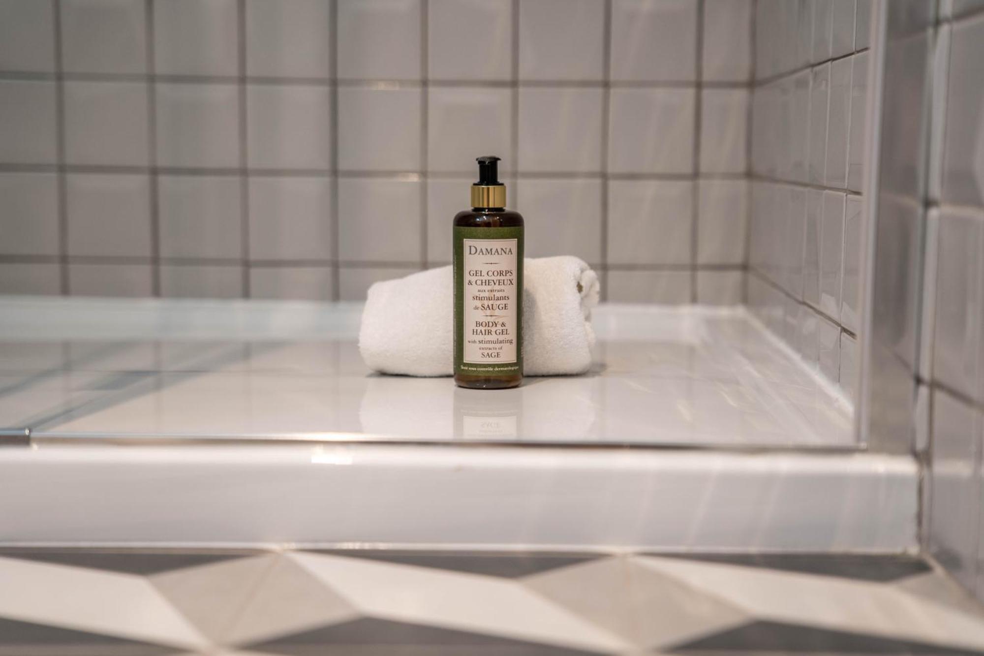 Trindade Bliss: 1Br W/ Free Parking By Lovelystay Porto Luaran gambar